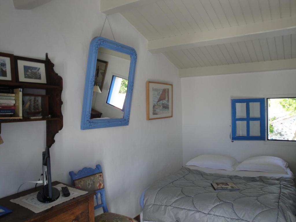 Le Buzet Bleu Bed & Breakfast *
